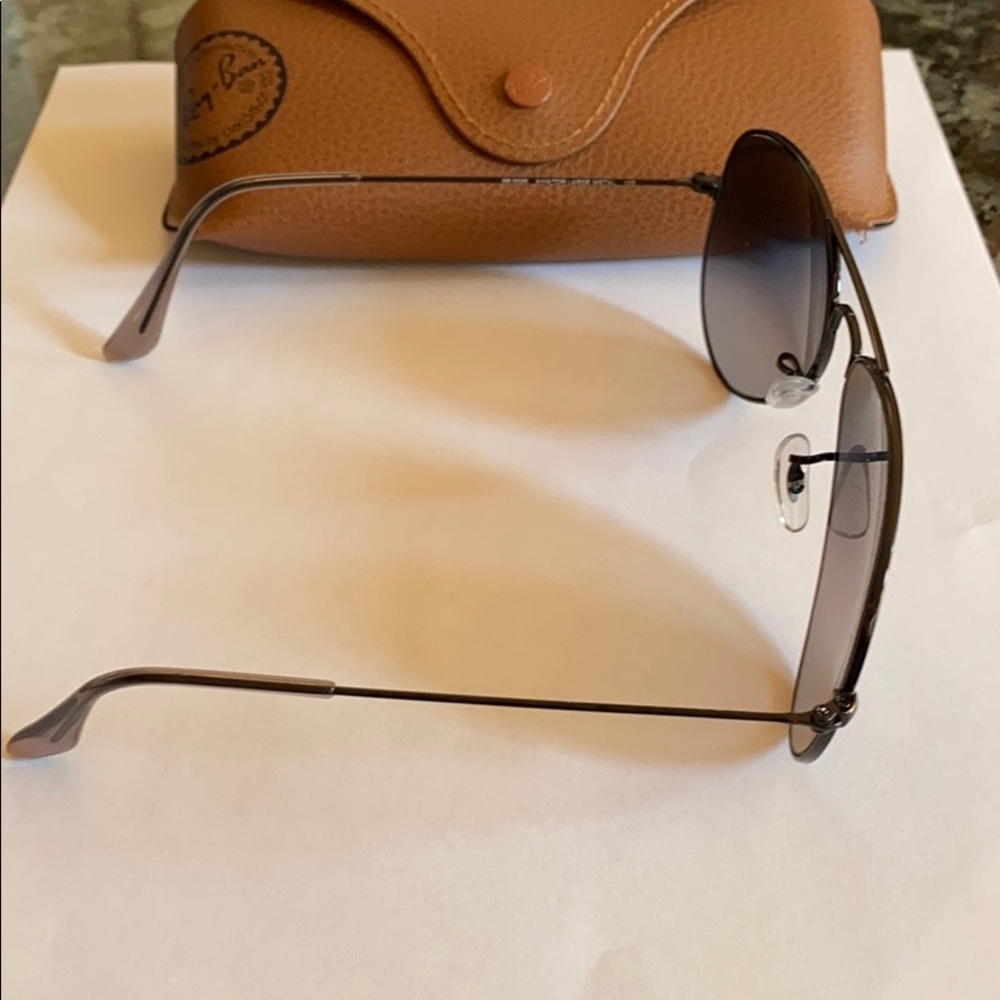 Authentic Ray Ban Aviators - Picture 3 of 5